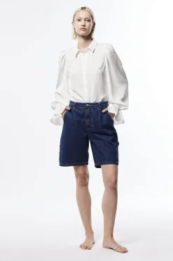 Bermuda denim con cuciture dettaglio