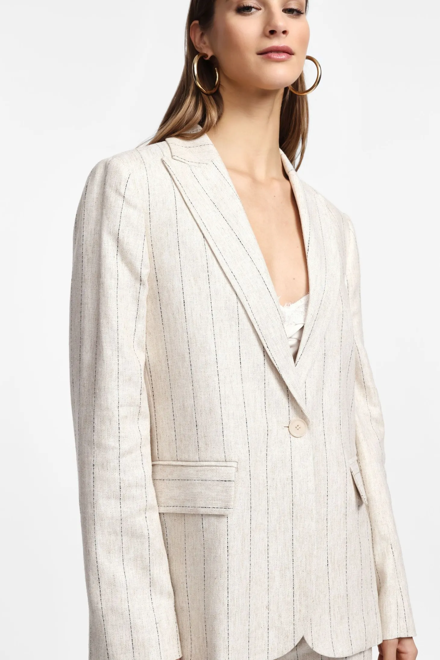 Blazer gessato con bottone singolo