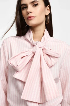 Camicia a righe con maniche lunghe e fiocco