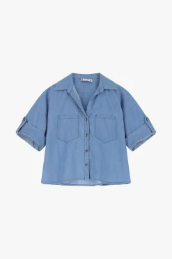 Camicia con bottoni e tasche