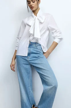 Camicia con maniche lunghe e fiocco
