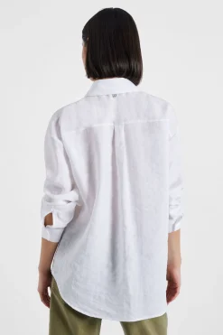 Camicia monocolour con colletto classico e taschini applicati