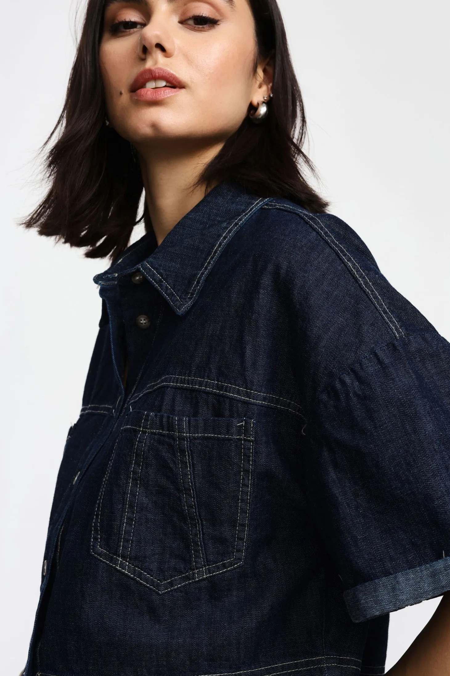 Giacca denim corta con bottoni
