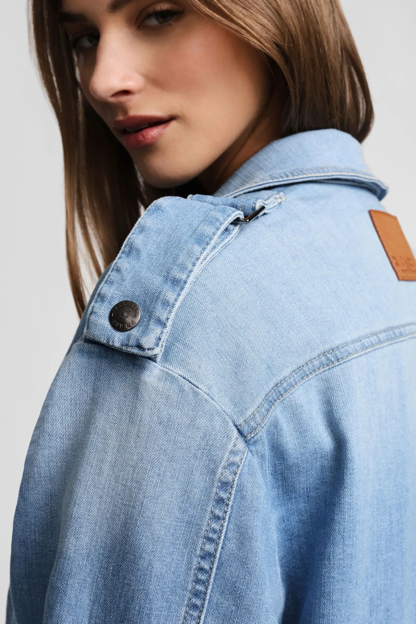 Giacca in denim con bottoni