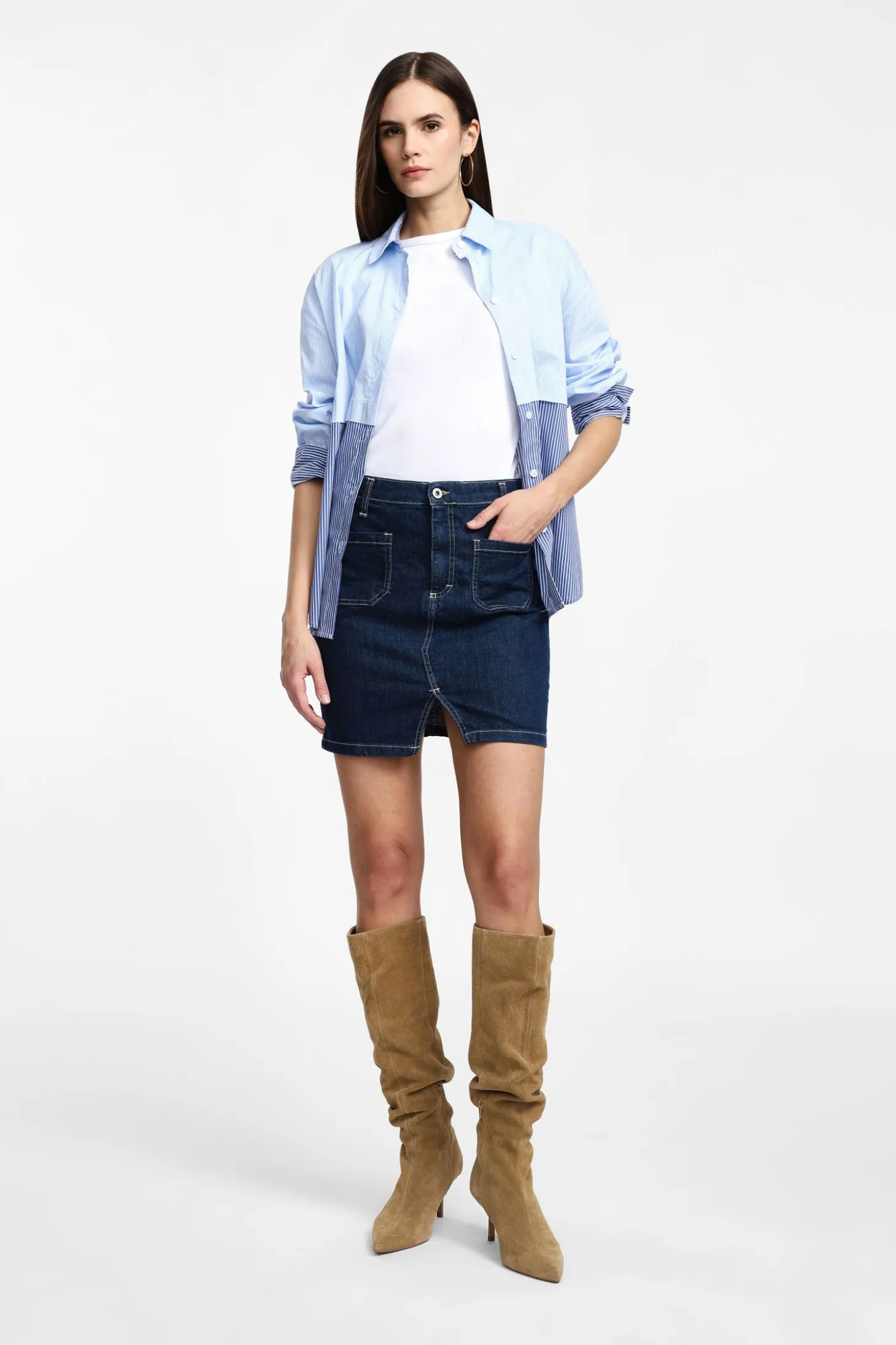 Gonna corta in denim con spacco