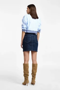Gonna corta in denim con spacco