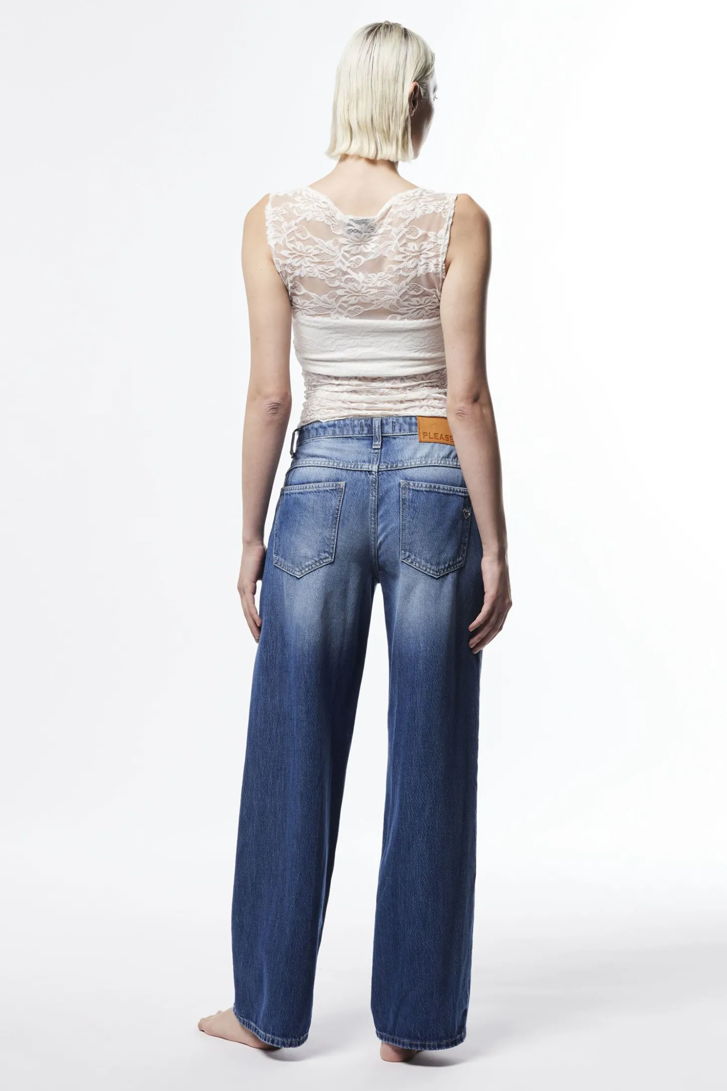 Jeans a gamba larga con lavaggio