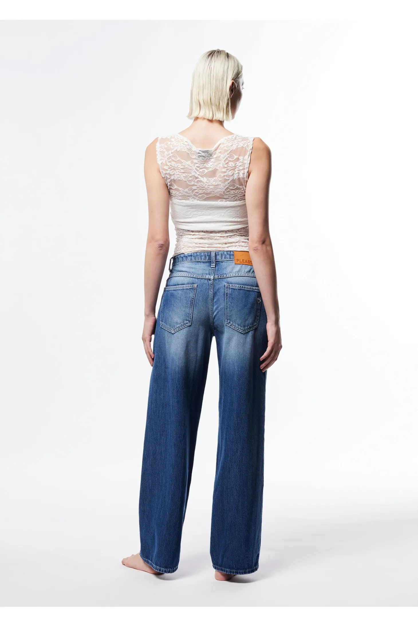 Jeans a gamba larga con lavaggio