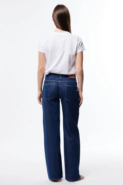 Jeans a gamba larga con vita media