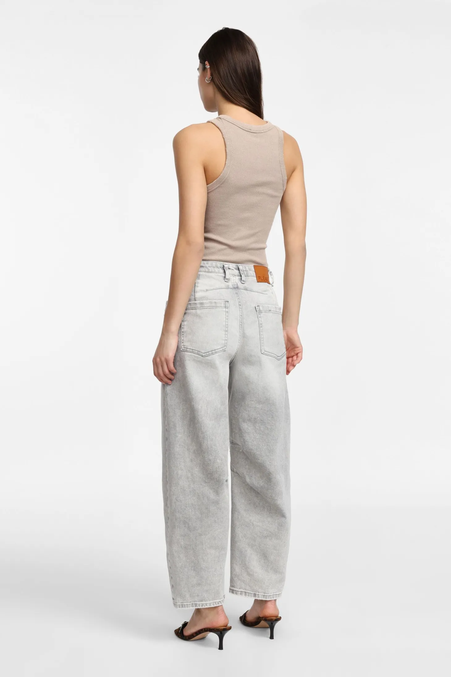 Jeans tapered a vita alta