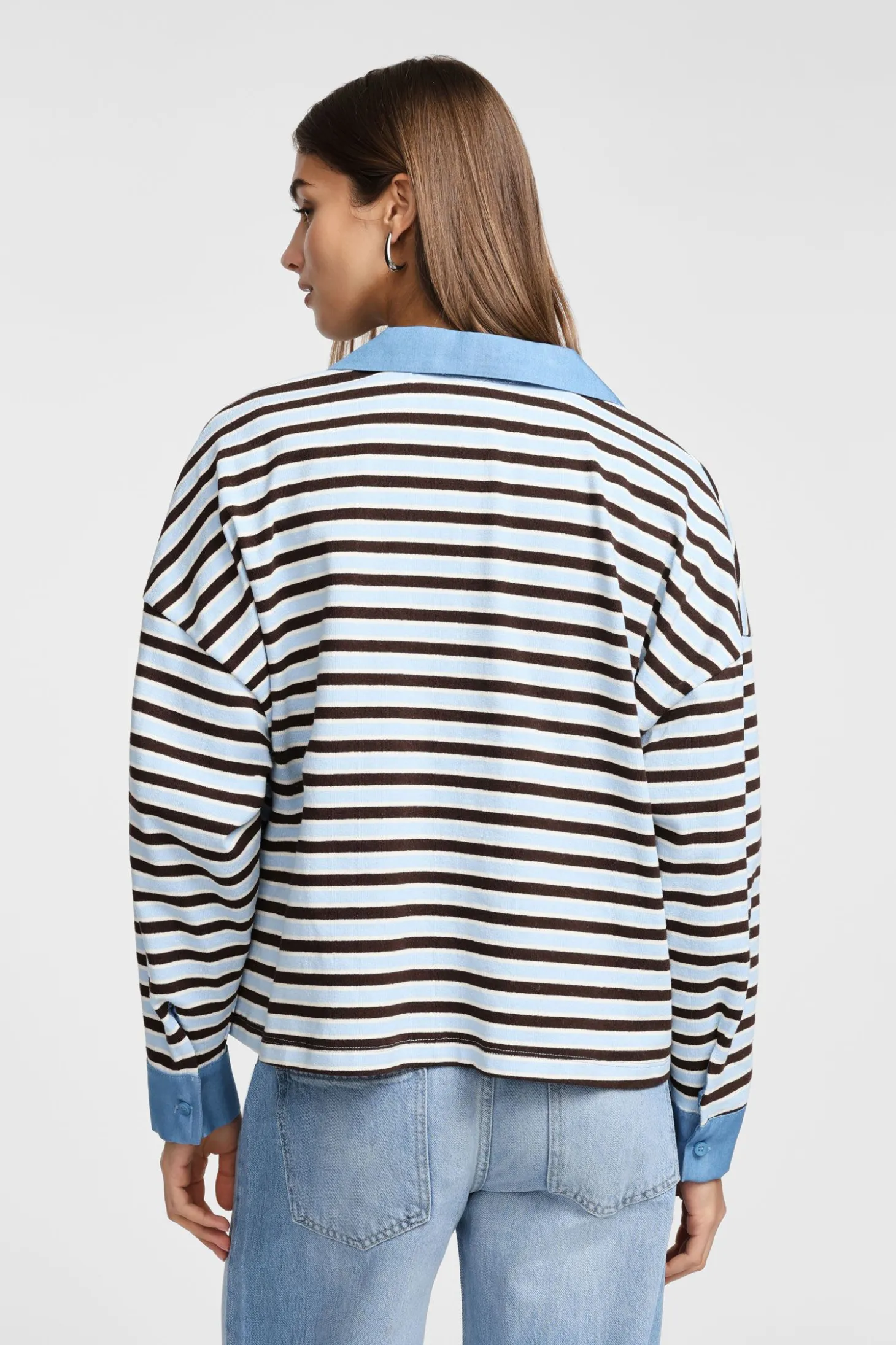 Maglione a righe collo polo