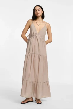 Maxi abito con spalline sottili