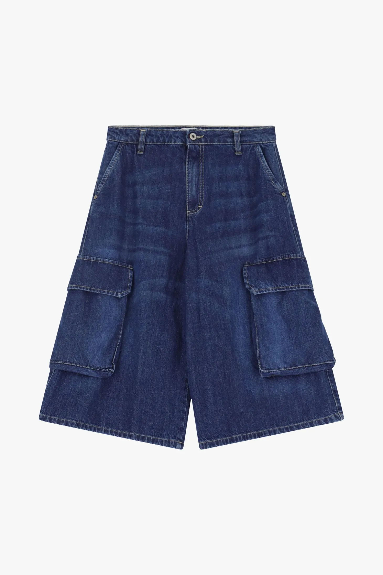 Pantaloncini a ginocchio in denim con tasche