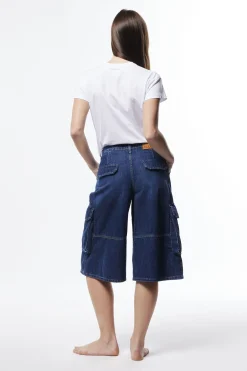 Pantaloncini a ginocchio in denim con tasche