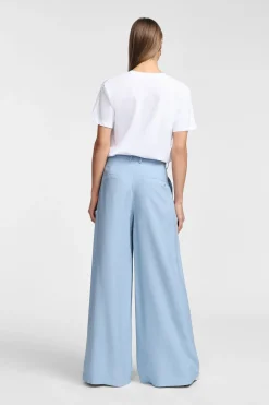 Pantaloni a gamba larga alti
