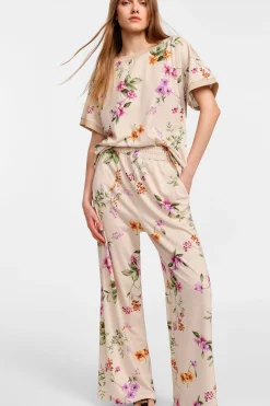 Pantaloni ampi con stampa floreale