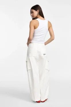Pantaloni con tasche grandi e orli regolabili