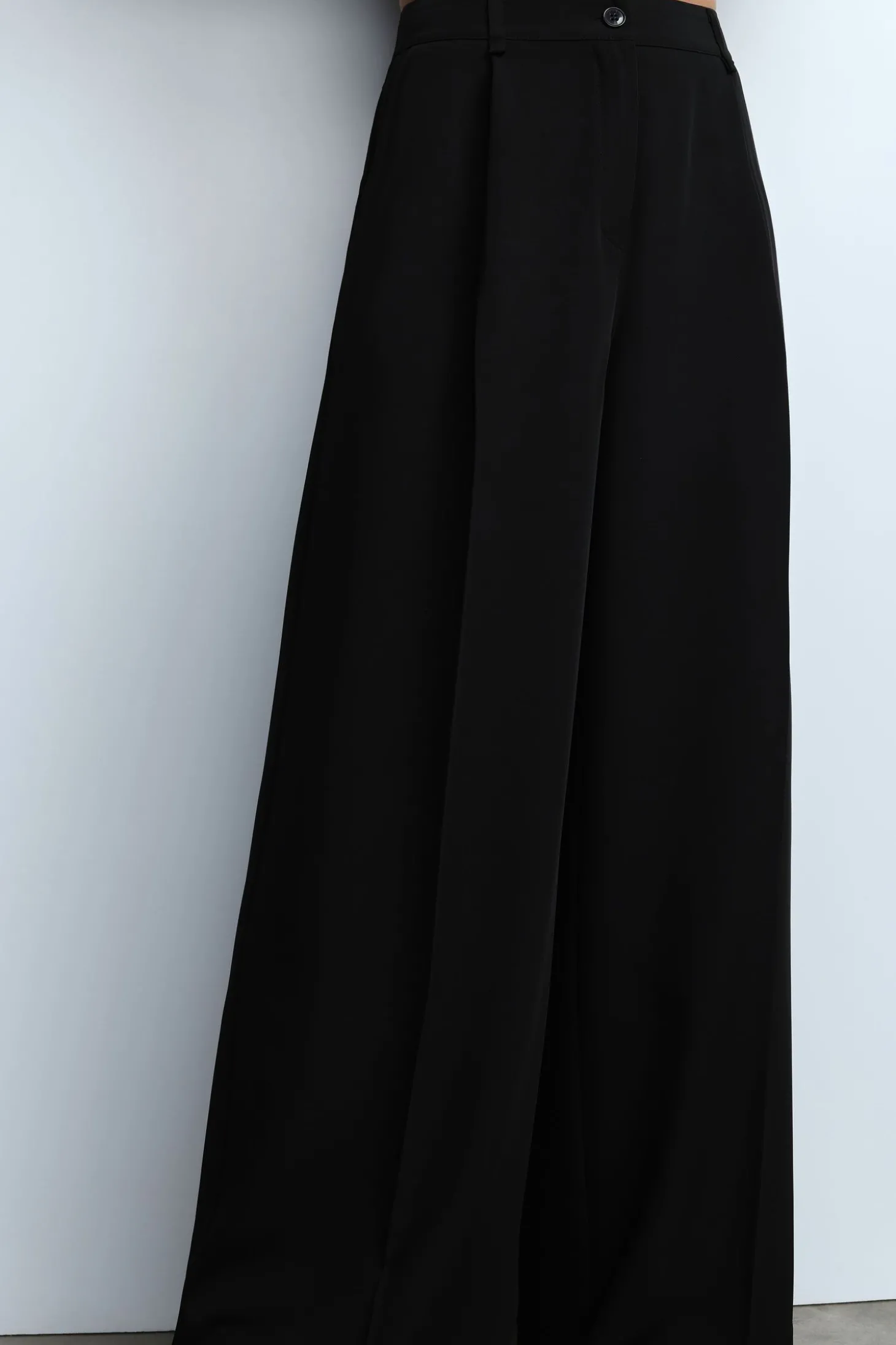 Pantaloni palazzo a vita alta