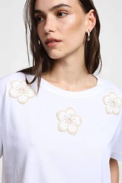 T-shirt con motivo floreale