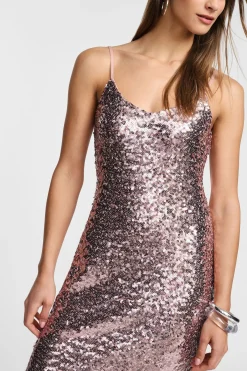 Vestito con paillettes e spalline