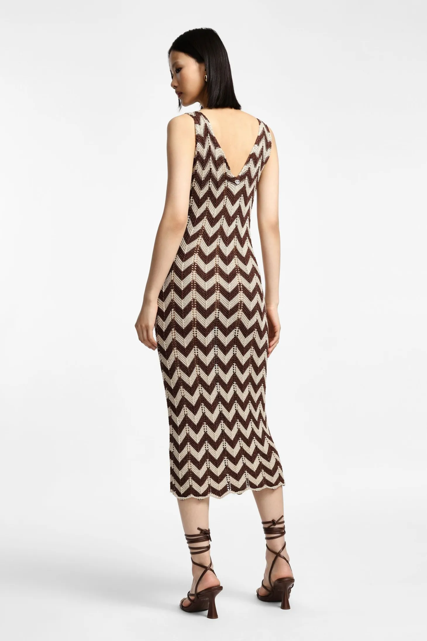 Vestito midi in maglia ricamata